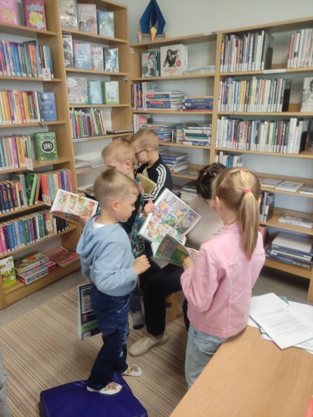 3oddeleni-knihovna-10