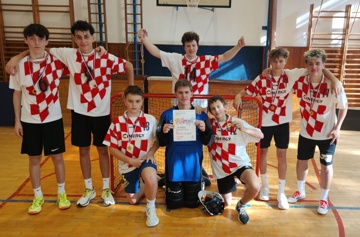 Vícemistři okresu ve florbale starších žáků