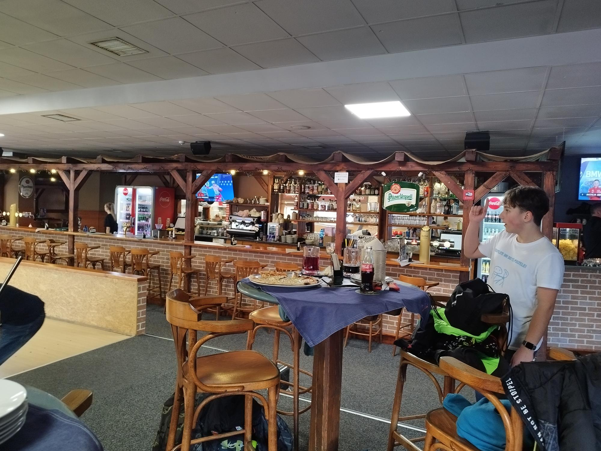 Další body se nám hromadí – turnaj tříd v bowlingu