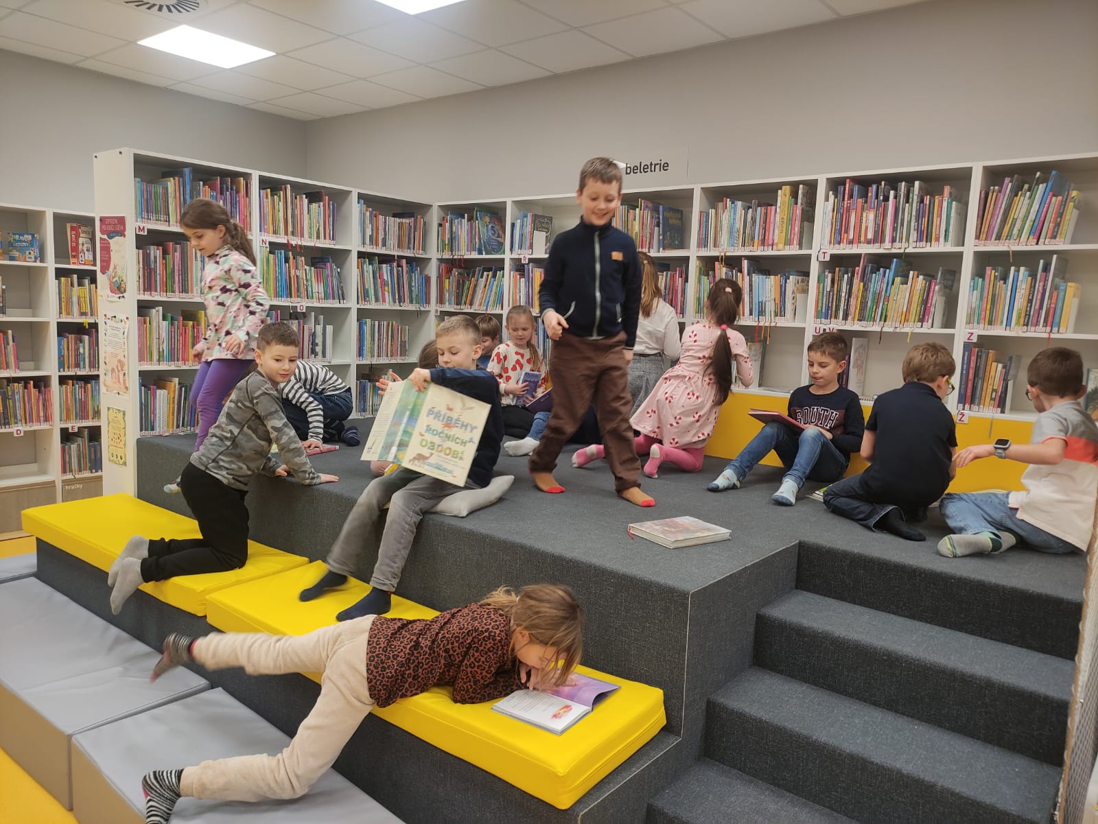 ŠD - Vánoční program v knihovně 4. oddělení 