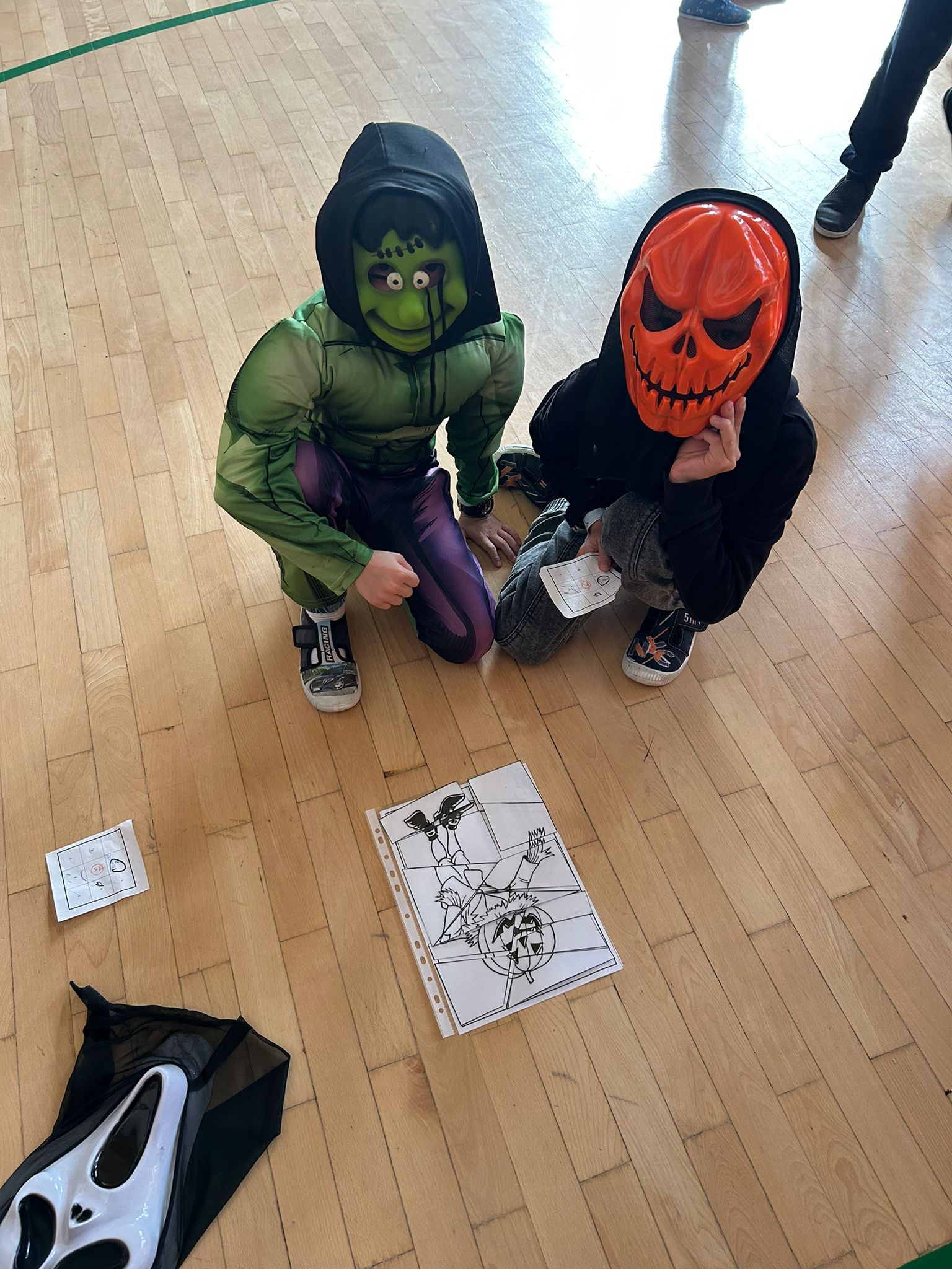 ŠD - Halloweenský rej ve školní tělocvičně