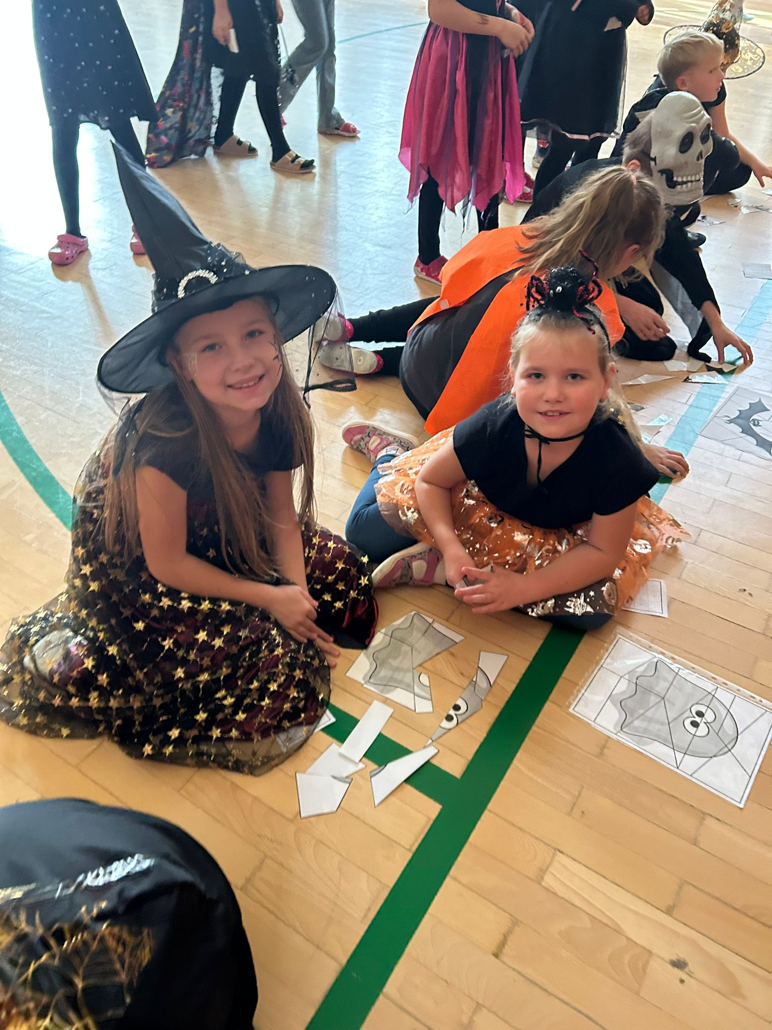 ŠD - Halloweenský rej ve školní tělocvičně