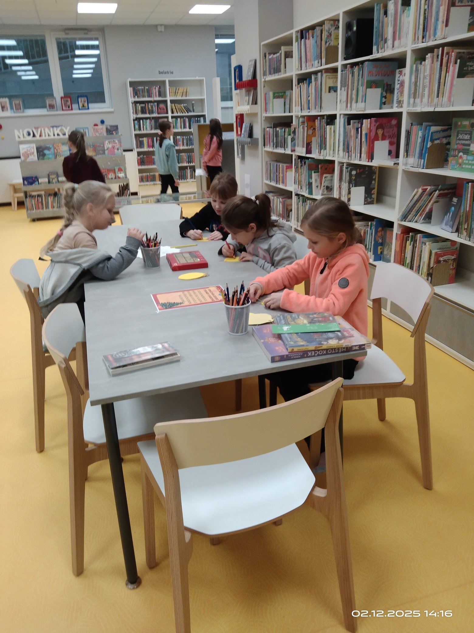 ŠD - Mikulášský program v dětském oddělení knihovny