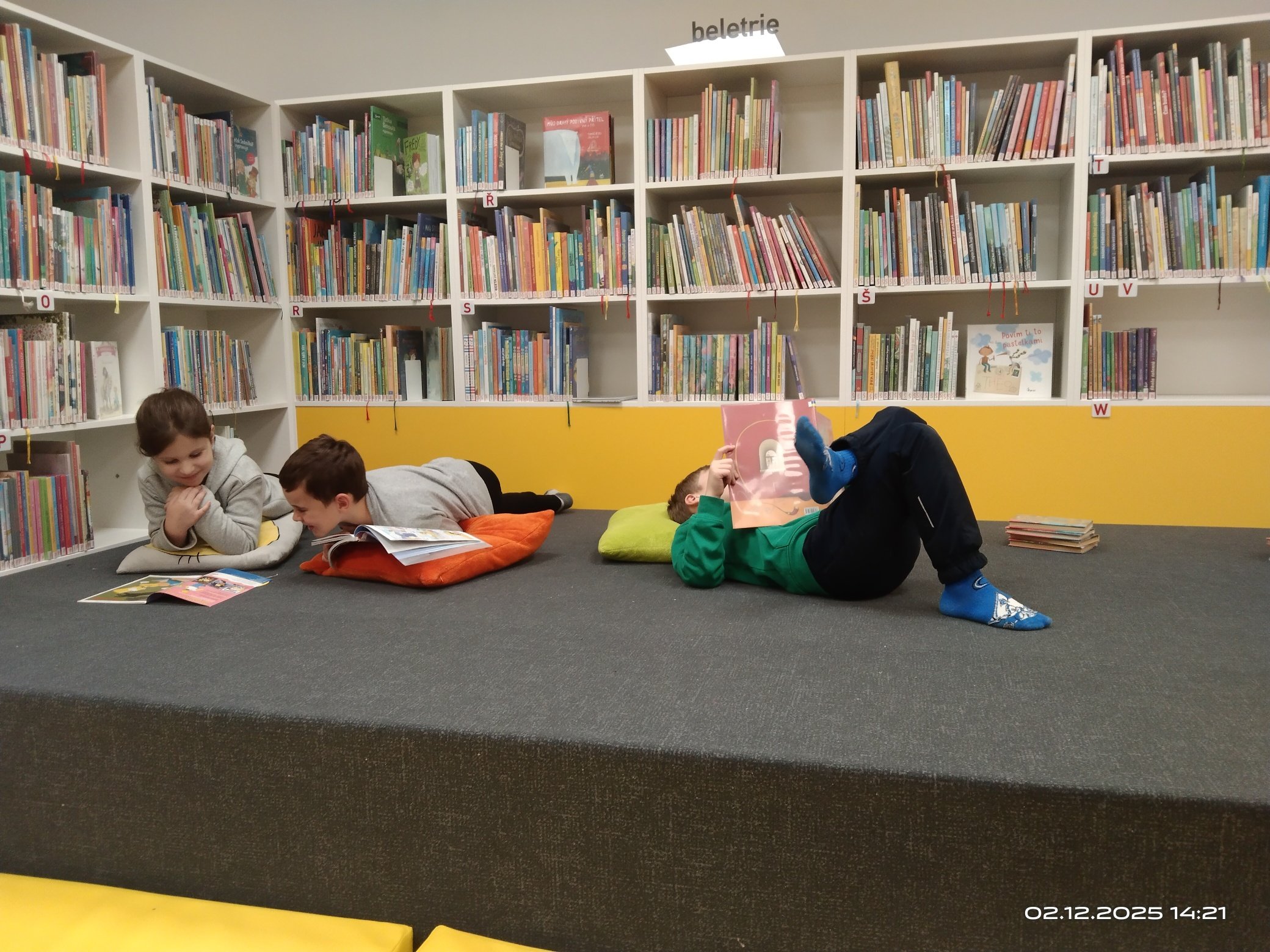 ŠD - Mikulášský program v dětském oddělení knihovny