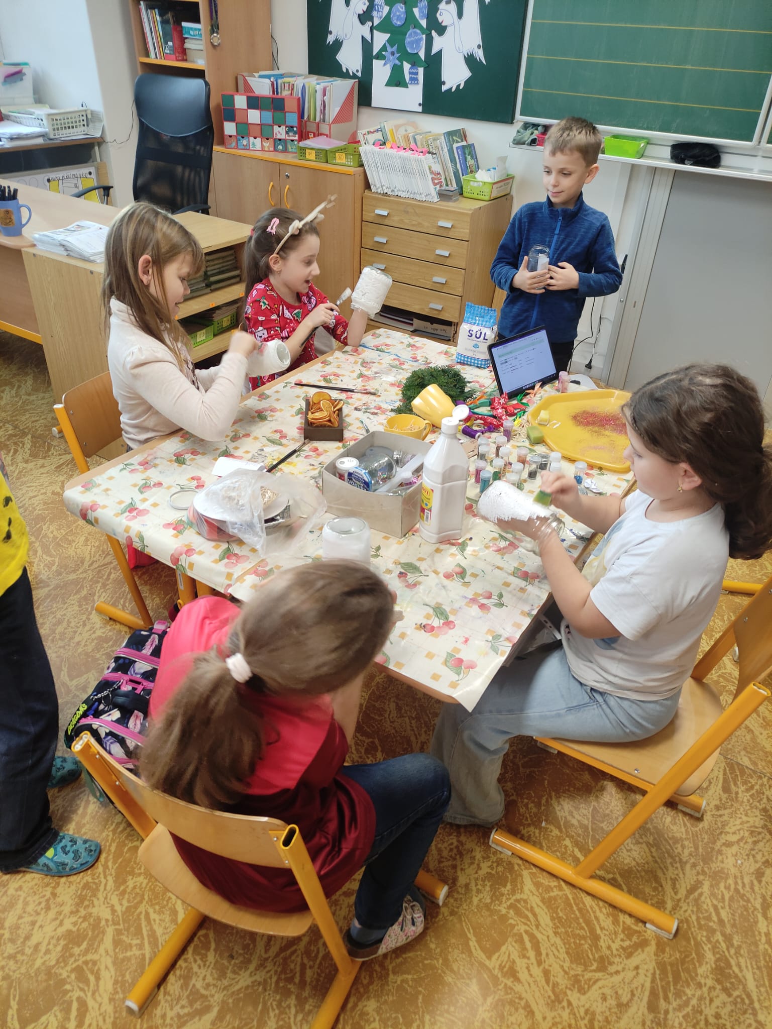 ŠD - Vánoční tvoření 