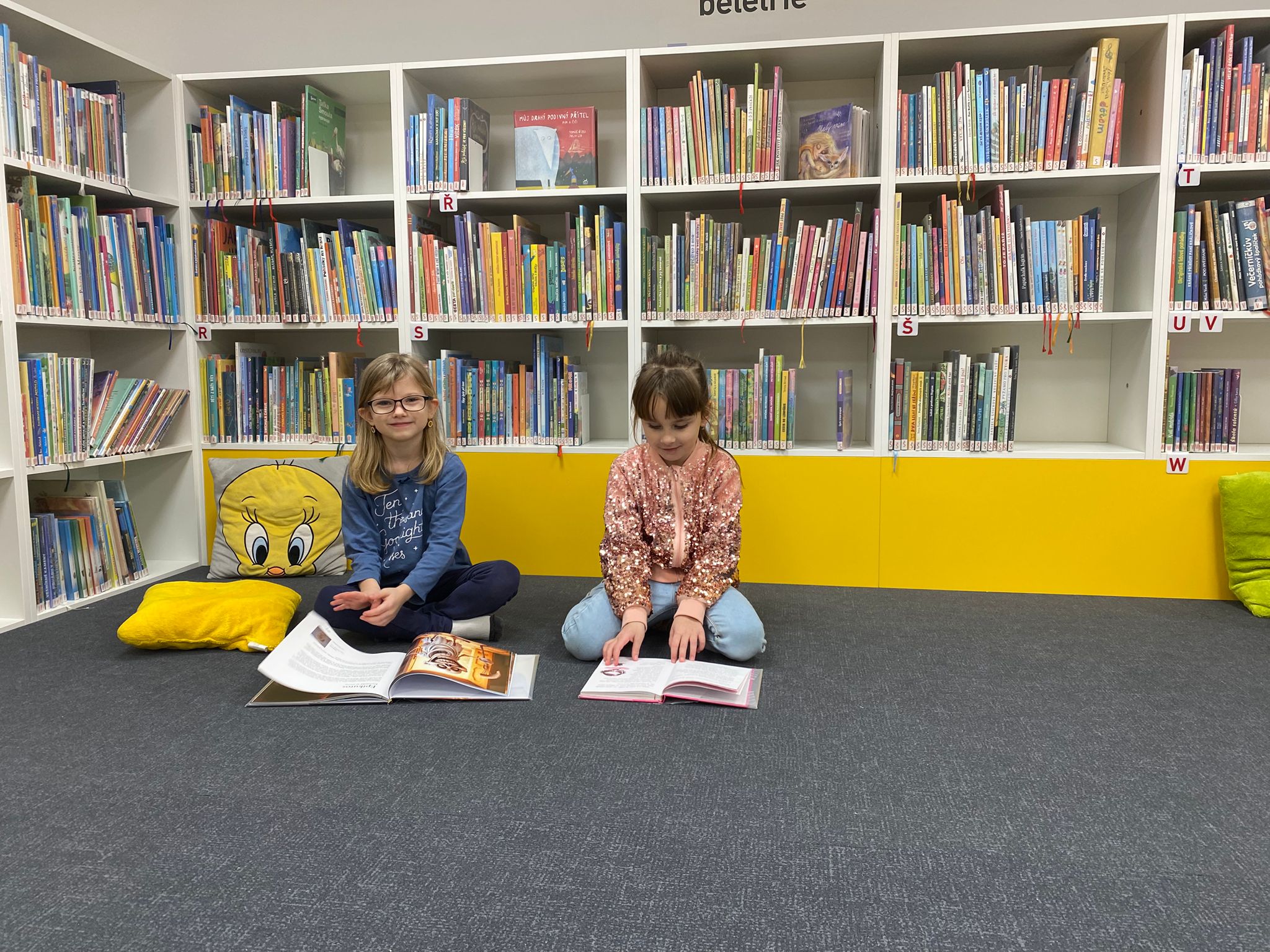 ŠD - Vánoční program v knihovně 2. a 6. oddělení 