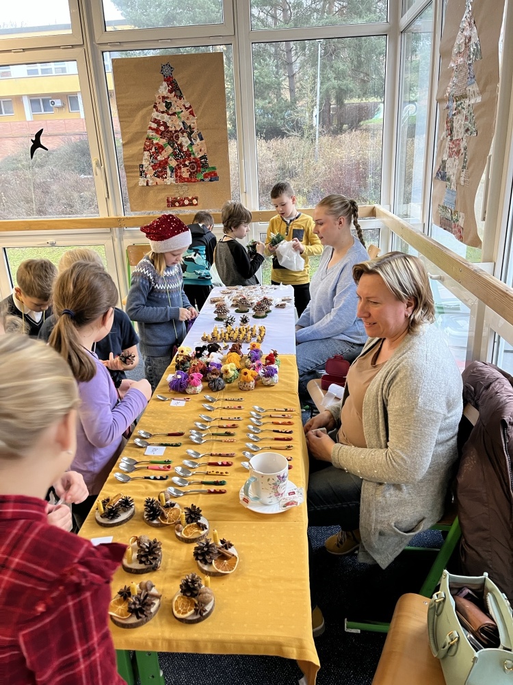 Vánoční jarmark a tvoření