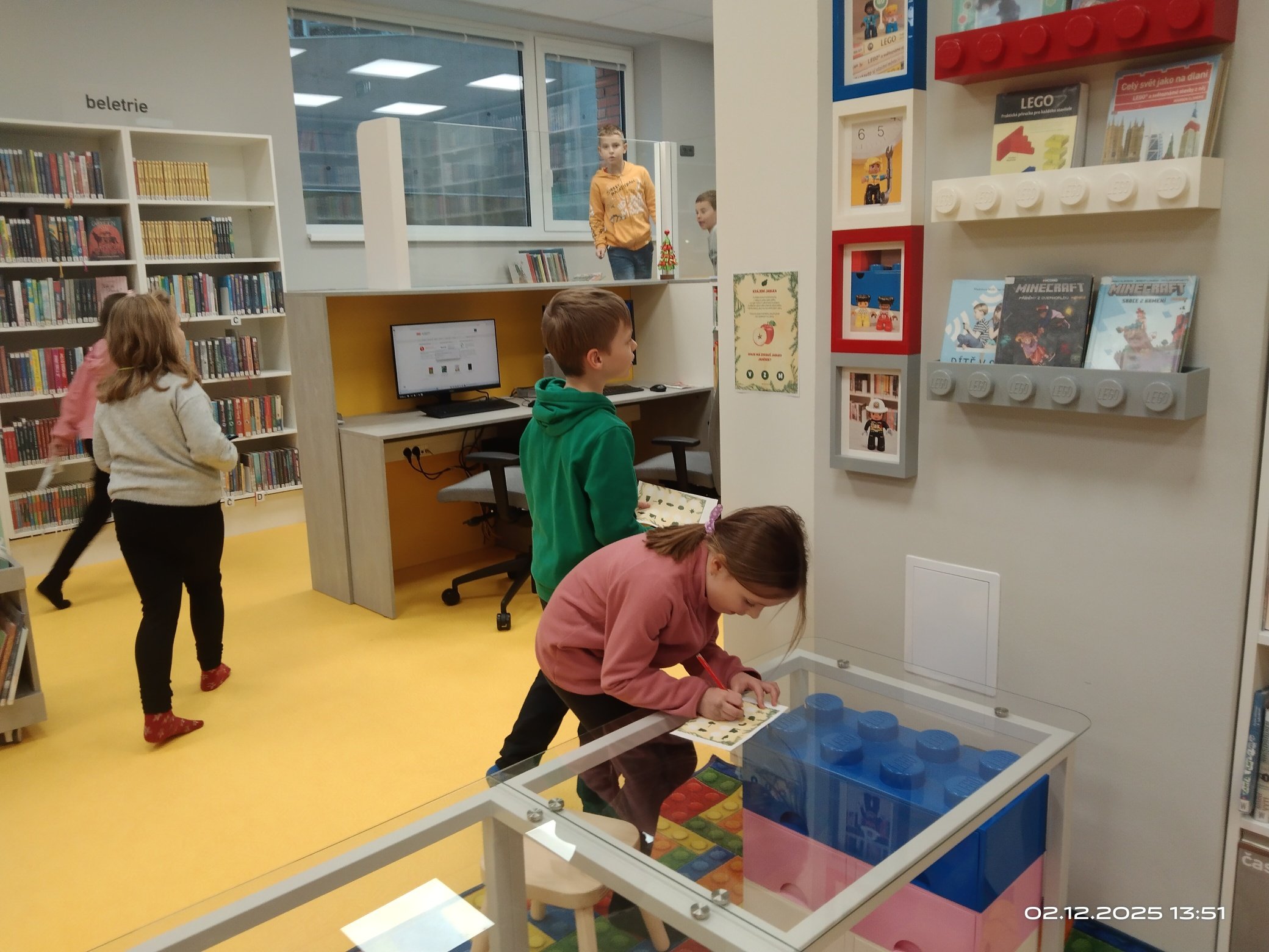 ŠD - Mikulášský program v dětském oddělení knihovny